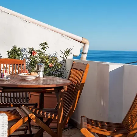 Sebastian House Apartment *